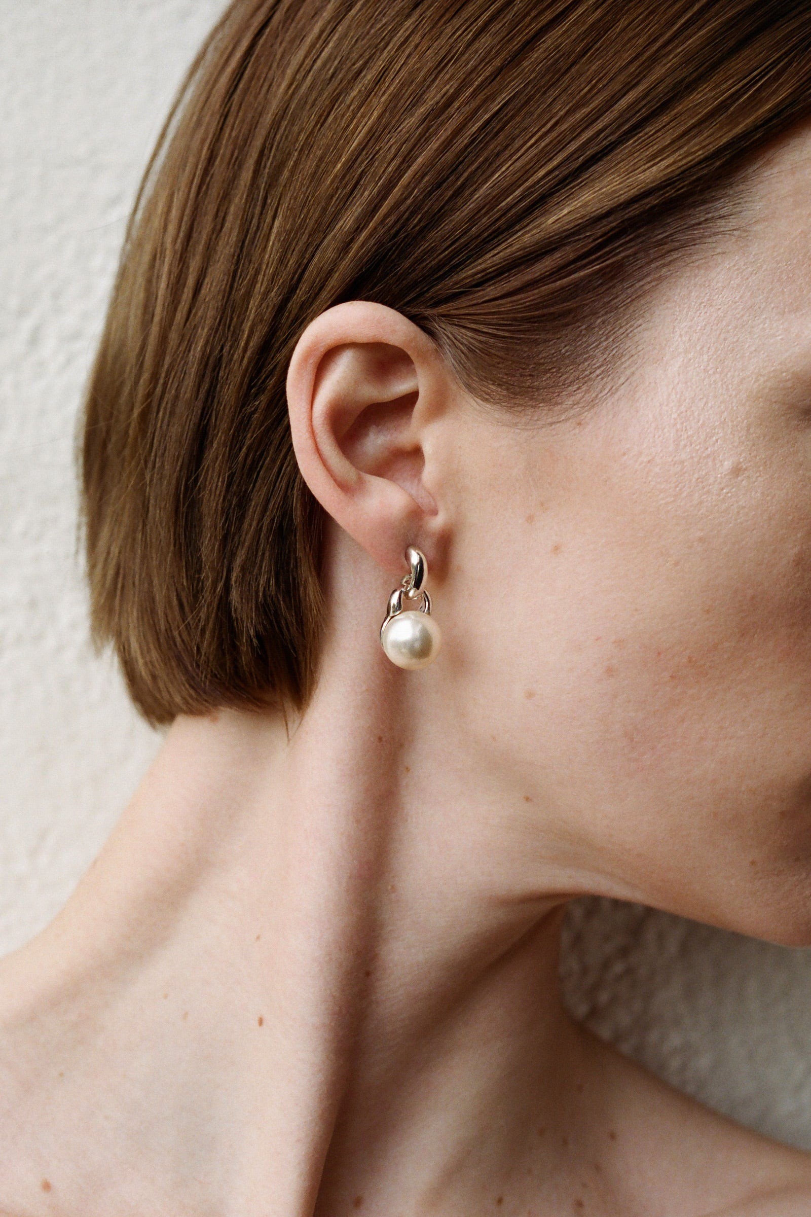 Everyday Pearl Earrings